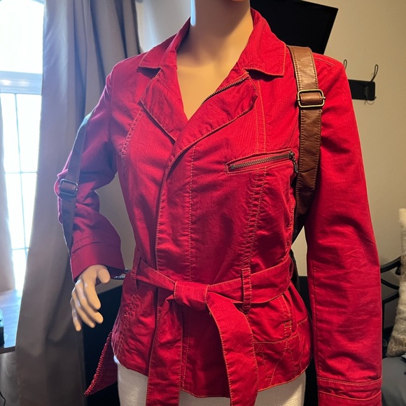 CAbi! Red Nautical zip front cotton jacket with belt. Size Small - Picture 2 of 10